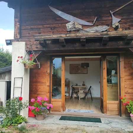 Beau Studio Dans La Vallee De Chamonix Les Trabets 外观 照片