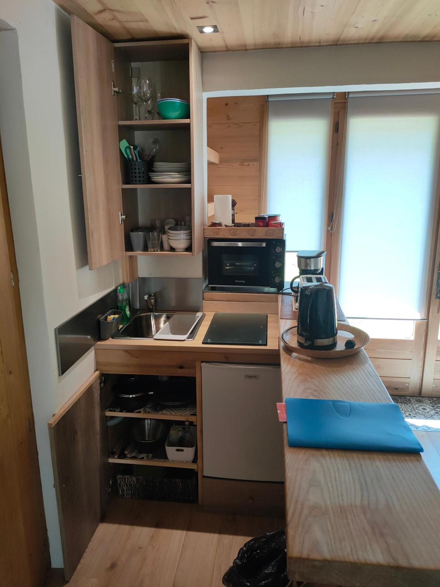 Beau Studio Dans La Vallee De Chamonix Les Trabets 外观 照片